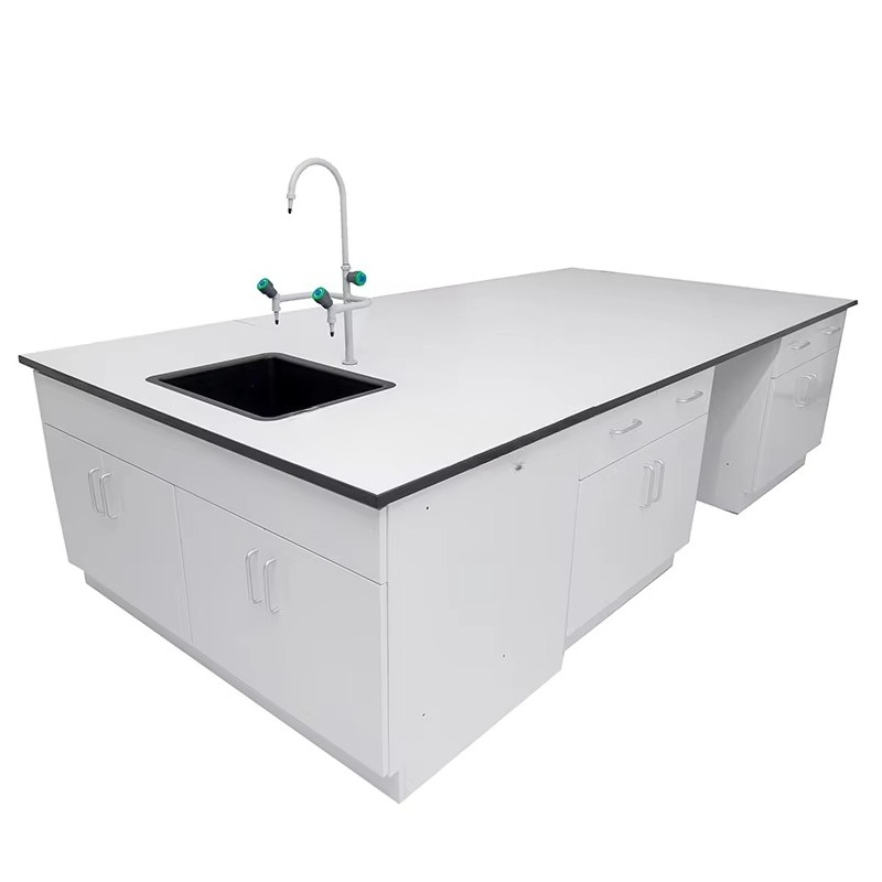 Meble laboratoryjne: wyspa lab – Medical Lab recenzja i cena